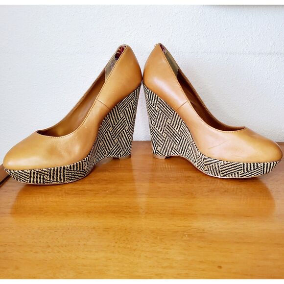 Ted Baker Brandeey Cognac Leather Round Toe Woven Raffia Wedge Heels Sz 9.5 - Picture 8 of 8